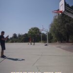 Diogo Beja Instagram - Sou super fã da NBA, por isso quando estreou a primeira temporada de "Winning Time - The Rise of the Lakers Dynasty" na HBO Max fiquei logo viciado! Não só porque a série foi criada pelo brilhante Adam McKay - que adora quebrar a quarta parede nos seus filmes e séries - mas também porque o casting foi feito de forma irrepreensível, com especial destaque para os actores que interpretam Kareem Abdul-Jabbar e Magic Johnson - por vezes, penso que é mesmo Magic que vai a driblar no campo, até a correr o actor Quincy Isaiah parece Magic! 😊 E agora, com a chegada da segunda temporada, estou novamente viciado. Felizmente, posso ver "Winning Time" em qualquer lado, em qualquer dispositivo. Não sinto que isso vá melhorar o meu jogo de basket, mas vai facilitar-me e muito a vida nas férias, que estão quase a chegar, porque posso levar a série comigo para todo o lado. ⛱️ Boas férias! @hbomaxportugal #HBOMax #HBOMaxPortugal #WinningTime #MagicJohnson #Showtime P U B