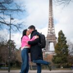 Diogo Beja Instagram - Dia dos Namorados? Juro que ligamos zero. 🤷‍♂️ A sério! 😁♥️ #DiaDosNamorados #Valentines #myvalentine❤️ #ParisJeTAime #JAimeParis #Paris #fujifilmxpt #fujifilm33mmf14 #fujixt4 Paris, France