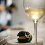 Diogo Beja Instagram - "Há pratos para partilhar e vinho? Contem connosco!" . Há umas semanas, o nosso périplo gastronómico parou no Terroir. Eu e a Mia adorámos o conceito: partilha de pratos, com vinhos escolhidos de forma a potenciar o sabor das iguarias e uma cozinha aberta mesmo à espera de ser fotografada. 😊 Tenho de destacar o maravilhoso puré de batata doce com aroma de trufa e o prego de tinta de choco e mexilhão. . Bom apetite! Em segurança. 🙌 . . #fujifilmxt4 #fujixt4 #fujifilmxpt #fuji35mmf2 #food #foodphotography #foodporn #onthetable #bonappetit #bomapetite #kitchen #terroir #terroirrestaurante #winelovers #vinícola #shooters_pt #faded_world #faded_portugal #p3top #15aoburro #gerador #gerador_eu #instiesgerador #igersportugal #portugaldenorteasul #visitPortugal #igerslisboa #agameoftones #gameoftones Terroir Restaurante