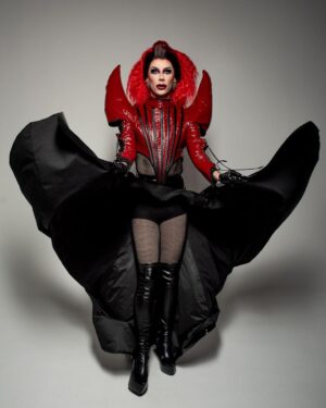 Divina De Campo Instagram - Had these taken an age ago now but I love them so wanted you to see them 

Wig me 
🔝 @sinrgystudio 
👗 @freakcouturemcr 
📸 @kelvin_oh_my_media 

#drag #dragraceuk #dragqueen #witchyvibes #mua #makeup #model #paintitblack