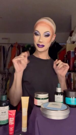 Divina De Campo Instagram - #ad Hello my loves! You’ve #getreadywithme plenty of time so let’s try something new, let #getunreadywithme 

Testing cosmetics on animals has been banned in the #uk  since 1998 following pressure from @thebodyshop @crueltyfreeintl and huge public support, but, this year it has come to light that the Home Office silently changed its policy and has been issuing licences since 2019.

Globally over 500k animals may be used in testing each year, that’s despite the fact that non-animal testing is often; more effective, more reliable and faster.

That’s why I’ve teamed up with @thebodyshop and @crueltyfreeintl to make some noise about it. You can join in by using the hashtag 

#againstanimaltesting 

And signing up on cruelty free internationals website. Let’s make some noise and let the government know we want them to Bring Back The Ban! 

#ukgovernment #nomoreanimalcruelty #bringbacktheban #peoplepower