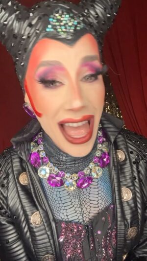 Divina De Campo Instagram - Me reacting to people online saying housing shouldn’t have to be fit for human habitation and the tories are really smart and empathetic so ner ner ner ner 

#replyguys #toryapologists #onyourway