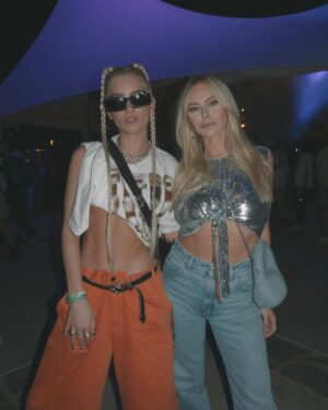 Dixie D'Amelio Instagram - she coachella’d