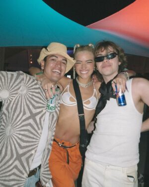 Dixie D'Amelio Instagram - she coachella’d