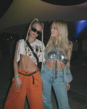 Dixie D'Amelio Instagram - she coachella’d
