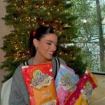 Dixie D'Amelio Instagram - naughty or nice (spice)? @behappysnacksco is available at @walmart !! perfect holiday gift :p also check out my tiktok to see what i’m drinking 🤭🤥