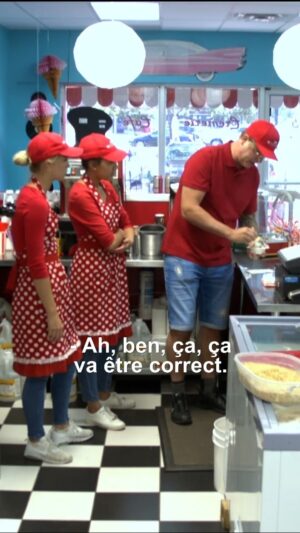 Dominic Paquet Instagram - La saison des crèmeries se finit bientôt la gang! 
P’tit rappel 👉 n’oubliez pas d’aller vous chercher un p’tit sundae avec OU sans peanuts! 🥜

Sans farce, c’est quoi votre incontournable à vous?