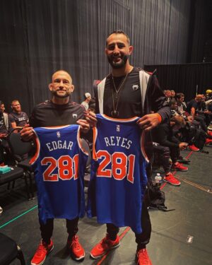 Dominick Reyes Instagram - In the company of Legends @frankieedgar 
@thegarden 
@ufc 
#ufc281 #legends #grateful #ready