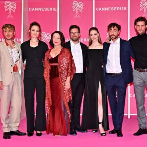 Dominique Devenport Instagram - CANNES

@canneseries @sisi.rtl 
@svenbohse @jannik.schuemann @paulinerenevier @giovanni_funiati @jazztufanio #juliastemberger 

Thank you @lalaberlin for the outfit
