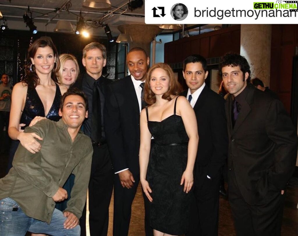 Dorian Missick Instagram - #TBT my very first TV family! Miss these guys! Glad to be back on @abcnetwork #Repost @bridgetmoynahan with @get_repost ・・・ Because it feels like 6 degrees in NYC today. #tbt #throwbackthursday #tb @stuzicherman @mrmoonraven @jayhernandez001 @erikachristensen @dorianmissick #hopedavis #campbellscott