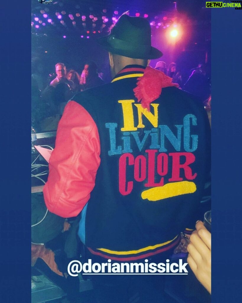 Dorian Missick Instagram - #MensFashion @chicagoplayground good lookin on the jacket! 👊🏾 #StylinOnEm #DjLife #TailwindTurner Manhattan, New York
