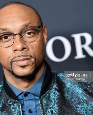 Dorian Missick Instagram - Did my man candy thing at the premiere for my new series @forlifeabc 😂 (bomber suit: @grayscaleic 🔥🔥, grooming: @afginc , swag: GOD). Styling on @simonemissick : @robynvictoriaf
