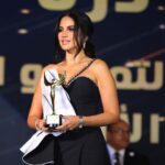 Dorra Instagram - شكرا لمهرجان الفضائيات العربية على جائزة التميز والإبداع 🏅أفضل ممثلة عن دوري في مسلسل الأجهر وشكرا لشركة الصبّاح التي تشرفت بالعمل معها آخر أعمالي المتهمة والأجهر وشكرا لجمهوري الحبيب أتمنى تقديم الأفضل لكم دائما 🤍🙏 ومبروك لكل زميلاتي وزملائي المبدعين. #مهرجان_الفضائيات_العربية 📸 @hana_hafez.photography