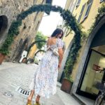 Dorra Instagram – Life is too short to spend it in negativity.. Try to enjoy little things in life..

#photodump #lakecomo #promenade
🌸 Lago di Como,Italia