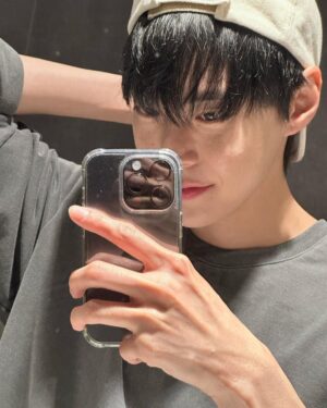 Doyoung Thumbnail - 1.9 Million Likes - Top Liked Instagram Posts and Photos