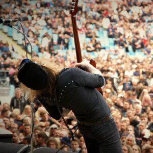 Dregen Instagram - Repost @nuclearblastrecords Legendary Swedish rockers @thehellacopters recently announced physical re-issue of their classic album Grande Rock, which hasn’t been available to purchase on vinyl for over 20 years! The band also released a video for the revisited version of ‘The Electric Index Eel’, which you can watch now via the link in our stories ☝️
 #TheHellacopters #RockNRoll #GrandeRock #TheElectricIndexEel #NuclearBlastRecords #VinylCommunity