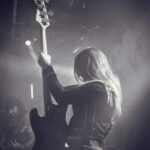 Dregen Instagram - Tack som fan Gävle och Centralteatern! Överstyv lördagskväll! 🍾🏌️‍♂️ Nästa helg blåser vi upp till Clarion i Örebro på lördag och rullar hem till Stockholm på Söndag för gigget på Biblioteket Live! ✖️♥️ Biljetter hittar du i bion eller på tickster.se och @rockconcerts.se 📸 @nahlin_photo