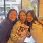Drew Barrymore Instagram - I loved meeting all of you in Nashville while handing out The Winter Issue of @drewmagazine! Thank you for sharing in my overflowing excitement about meeting @dollyparton. She will be on @thedrewbarrymoreshow on November 27th! I can’t wait! Drew Magazine is available now on Newsstands Nationwide and on drewbarrymoremagazine.com!