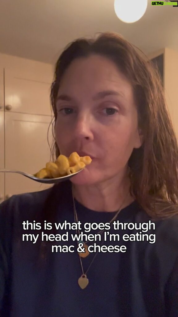 Drew Barrymore Instagram - mac & cheese, I love you.