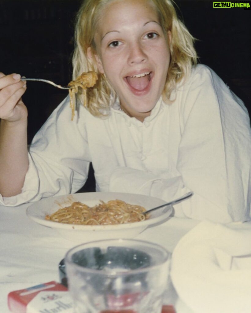 Drew Barrymore Instagram - I hope your Valentine looks at you the way I look at carbs! Happy Valentine’s Day!❤