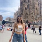 Drew Catherine Instagram - Spend a beautiful day in Barcelona with me … ♥️🦪 Barcelona is a dream! The food, the weather, the people ! I absolutely fell in love. I feel like I could spend weeks exploring Barcelona and not get enough of it. One of my favourite places in Europe, so far! I can’t wait to return. #barcelona#findom#europe#findomgoddess#travel#food#blonde#spain#findoms Barcelona, Spain
