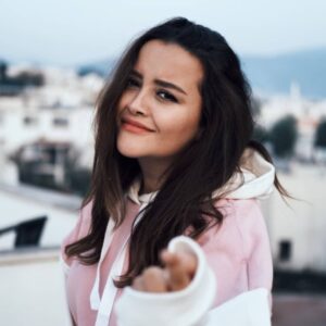 Duygu Karaca Instagram - Ah lele yar ah lele yar ah lele yar ah lele yar alamazsın sen beni
Eli yüzü kaşı gözü son söyledim kesin sözü alamazsın sen beniiiiii 

📷 @aslihancokbasaranshots