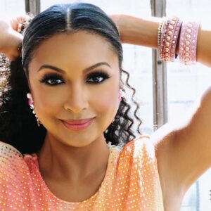 Eboni K. Williams Instagram - Happy Holidays & Cheers to 2024 🥂✨ ⁣
Love, EKW⁣
⁣
⁣
⁣
⁣
⁣
Photo @ezequieldelarosa ⁣
Hair & Makeup @tcooperbeauty tcooperbeauty ⁣
Styling @styledbysoneca ⁣
Publication @jezmagazine