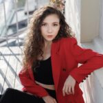 Ece Yüksel Instagram - Yaptığımız keyifli röportaj bugün Hürriyet Kelebek’te 🦋 📸 @ozanguzelce @hurriyetkelebek