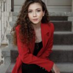 Ece Yüksel Instagram - Yaptığımız keyifli röportaj bugün Hürriyet Kelebek’te 🦋 📸 @ozanguzelce @hurriyetkelebek
