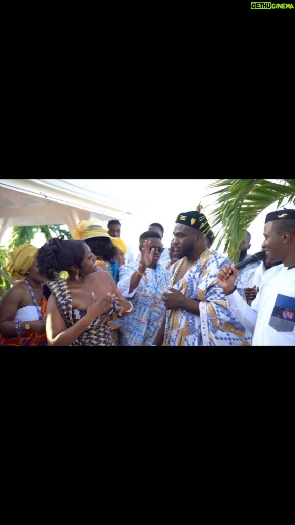 Eddy King Instagram - Yesterday was a movie! Un mariage traditionnel 🇹🇬🇬🇭x🇭🇹 dans un décor paradisiaque!! Avec votre permission @edson_por et @cynlou24 laissez-moi montrer à mes followers ce moment magique vous nous avez fait vivre😍😍😍!! Qu’ils puissent être témoins de ce à quoi ressemble une démonstration d’amour chez nous en Afrique et ce que Haiti veut dire par “L’Union Fait La Force” !! Merci à vous deux et VIVE LES MARIÉS!!🍾🍾🍾🍾 . .. . . . . . . #mariage #wedding #togo #ghana #haiti #montreal #stmaarten St Martin Island, Caribbean