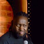 Eddy King Instagram - Vasectomie+45 rep💪🏾 🤣🤣🤣🤣 merci! Encore à tous ceux et celles qui étaient la dimanche à mon rodage!!🙏🏾🙏🏾❤️❤️ . . . . . . . . #vasectomie #vasectomy #standupcomedy #humour #standupfrance #foryou #pourtoi #contraception