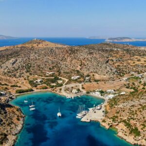 Eftyhis Bletsas Instagram - Το επεισόδιο μας μικρές Κυκλάδες με Ηρακλειά, Σχοινούσα και Δονούσα ανέβηκε στο YouTube. Φοβερά νησιά και τα τρία, το καθένα με τις ομορφιές του. Αύριο έχουμε συνέχεια με Κουφονήσια! Καλό ΣΚ!!