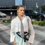 Ekaterina Adushkina Instagram – Снова в школу?)🎓 и снова в какой то жопе