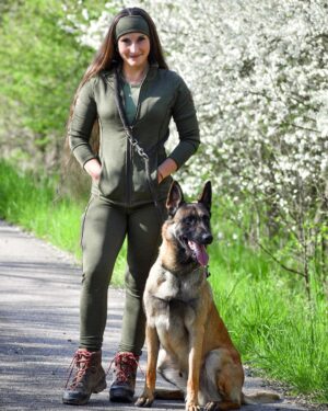 Eliška Štefanicová Instagram - My big boy 🐶🫶

#diottoboots#termovel#dog#belgianmalinois#nature#beauty#smile#hair#girl#girls#czechgirl#dogsofinstagram#clothes#outdoor#outdoorlife#outdoors#outdoorphotography#outdoorwomen#outdoorgirl#outfit#sport#hunt#hunting#gamemanagement#myslivost#chasse#naturelover#wild#wildlife