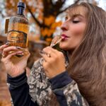 Eliška Štefanicová Instagram – Dnes jsem ochutnala výborný bylinný #absinth od @lihovarapivovarblatna. Nejvíc ze všeho jsem si ale stejně zamilovala jeho nádhernou etiketu. 😍😍

Brzy pro vás vytvoříme soutěž o produkty z @lihovarapivovarblatna, takže se máte na co těšit! ❤️

#autumn#autumnvibes#portrait#smile#hair#fashion#hunt#hunting#huntinggirl#huntingwomen#outdoor#outdoorwomen#outdoorgirl#hunter#hunters#huntress#czechhuntress#czechhunter#czechgirl#huntinglife#lovehunting#outdoorlife#wildlife#gamemanagement#myslivost#polovanie#huntingphoto#beauty