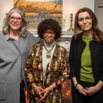 Elif Şafak Instagram - An evening with English PEN, it was a true pleasure and honour to speak at the fundraising event hosted generously by the remarkable Sigrid Rausing and launched by the wonderful and wise Margaret Busby. So many writers, editors, poets, booklovers came together at this special event to support @englishpen_ which is one of the world’s oldest organisations, and among the very first, to create, support and nurture a thriving community of writers and readers and activists #writersandpoets #supportarts #fictionwriter #writerslife #womenwhowrite #librariesmatter #storiesmatter #freedomtowrite #literaturelovers #elifshafak #thefortyrulesoflove #theislandofmissingtrees #writersunite 📚📚📚PEN yazarlar birliği için düzenlenen çok özel ve duygu dolu bir etkinliğin açılışında konuşma ve okuma yapmak çok kıymetliydi. #yazarlar #edebiyatseverler #kitaplarcandır
