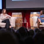Elif Şafak Instagram - Henley Literary Festival. My heartfelt thanks to our amazing audience, to everyone who came and patiently waited in the book signing queue. Very special thanks to the wonderful and gracious @leahhdaviss and the fabulous team @henleylitfest @henleyonthomas I was asked a question about #multiculturalism —a concept I personally care about and deeply value. I will write a separate post on this, a long post in defence of diversity, pluralism and multiculturalism. #henleyonthames #booksareawesome #theislandofmissingtrees #elifshafak #literaryfestival #literaturelover #multiculturalism #diversitymatters (thank you so much for the lovely photos / photo credit @scarletpage )#theislandofmissingtrees #thefortyrulesoflove #readmorewomen #womenwhowrite #elifshafak #bookstagramreadsthewomensprize #booksaremagic #womenwriters 📚📚📚 Henley Edebiyat Festivalinde, gelen, soru soran, yüreğini açan, imza kuyruğunda sabırla beklerlen yeni arkadaşlar edinen herkese candan teşekkür ederim #edebiyatnotları #edebiyat #kitapsevenler #kitapokumasaati #kitaplarcandır #okudukçabüyürinsan