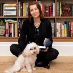Elif Şafak Instagram - Books and dogs…. Love them both. In The Guardian, “Sathnam Sanghera, Elif Shafak, Sarah Waters and more make their reading resolutions for 2024” I am preparing an eclectic reading list guided by the flow of rivers. This year I have been working on my new novel There Are Rivers in the Sky. Writing about rivers and floods, immersing myself in the mysteries of water, made me appreciate how connected we all are across borders. @guardian #writersandpoets #writersworld #booksarelove #readingrecommendations #elifshafak #theislandofmissingtrees #10minutes38secondsinthisstrangeworld #thebastardofistanbul #thefortyrulesoflove #guardianbooks #bookloversunite #fictionkin (photo thanks to @jooneywoodward )📚📚📚 The Guardian gazetesinde #kitaptavsiyeleri #okumaköşesi #yazarlar #yazarlarvekitaplar #edebiyataşkı #okumakiptiladır