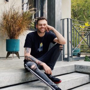 Elijah Daniel Instagram - Who is y’all’s crush ♥️🙈
