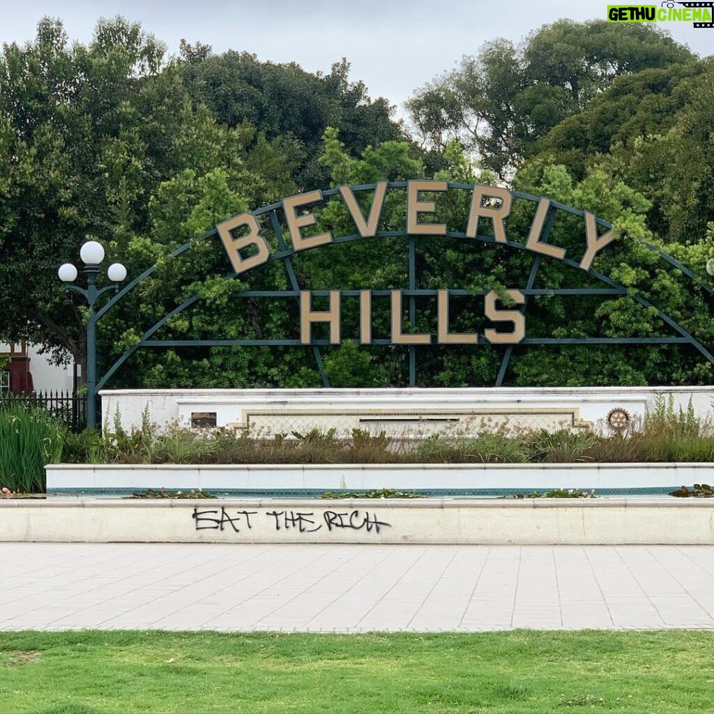 Elijah Daniel Instagram - 🧚🏻‍♀✨ Beverly Gardens Park