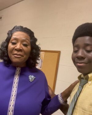 Elisha Williams Instagram - “Importance of Preparation” I am so appreciative that I got a chance to work with the legendary @mspattilabelle she’s a sweetheart I appreciate all of your love and wisdom thank you! You don’t want to miss this weeks Episode of the @wonderyearsabc at 9/8c on ABC! #WonderYears #WilliamsFamily