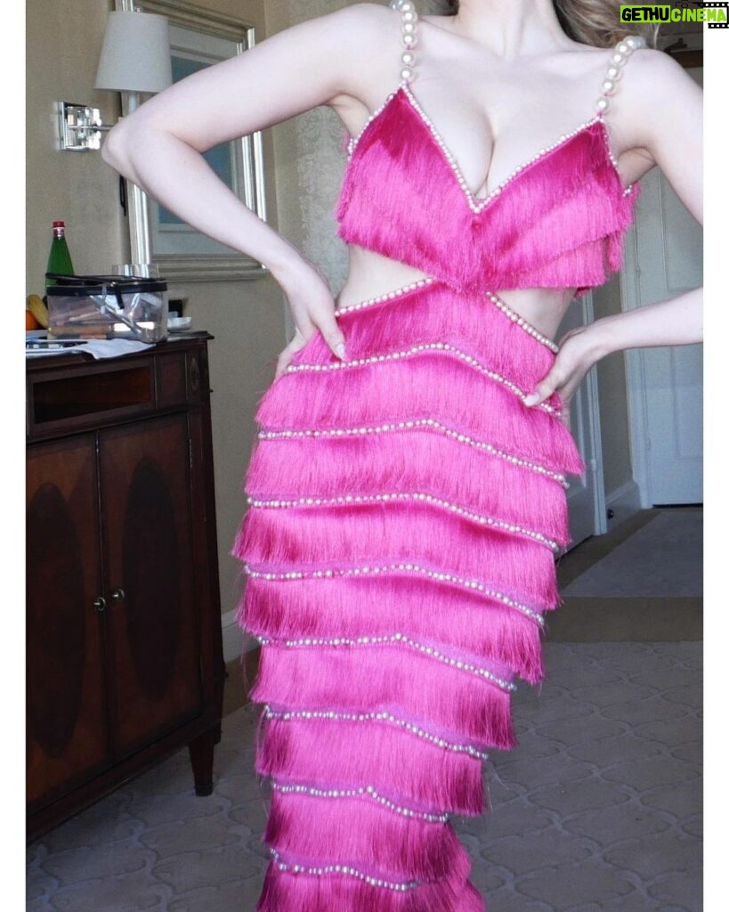 Elizabeth Gillies Instagram - My pink fringe fantasy. Thank you for having me, @patbo! 💕