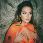 Elizabeth Gillies Instagram - Exactly one year ago and still my favorite look🌸