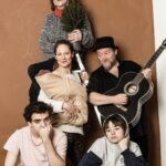Ella Lee Instagram - Das Neue Hörspiel „lost in Neulich“ ist ab heute in der ARD audiothek verfügbar :) -> 📸 Annette Koroll https://www.ardaudiothek.de/sendung/lost-in-neulich-kein-dorf-fuer-anfaenger/95814094/