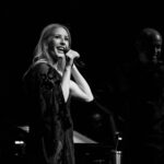 Ellie Goulding Instagram - Some wee moments from my 2nd night at @kingsbklyn Forever grateful for the love I receive, thank you so much for coming x Special thanks to @iderrickskye 🖤 📷 @nicolemago Hair @davidvoncannon Beauty @misha212