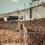 Ellie Goulding Instagram - Thank you for having us, @superbloomde xx @jrcmccord