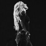 Ellie Goulding Instagram - @untoldfestivaldubai ❤️‍🔥❤️‍🔥❤️‍🔥 📷 @francescoomarchese Face- @sharondrugan