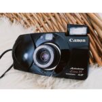 Ellie Toyota Instagram - 📸 今回の旅の相棒。 Canon Autoboy Luna35 中古で数千円だったので、 そもそもちゃんと写るのか？🤔 という不安を抱えながら現像。 結果、柔らかい質感と逆光のとらえ方がとても好き。 捨てられずに私の元まで来てくれて嬉しいよ。 #canon #autoboy #filmphotography