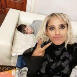 Elliot Page Instagram - BTS night shoot 🛌 ❤️U @rituarya