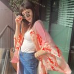 Ellise Chappell Instagram - 🤍 thank you @edited_closet for sending me this beautiful vintage kimono - I’m in love! 🌸🤍